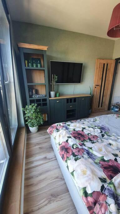 Apartment In City Center Przemyśl Buitenkant foto